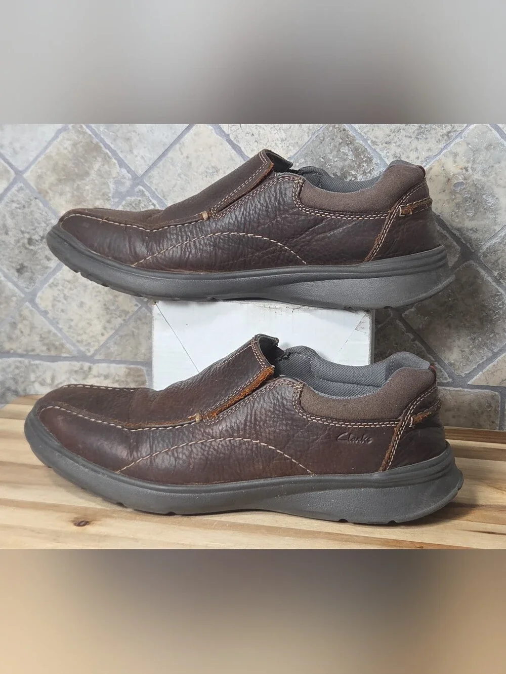 Clarks Men’s Brown Leather Slip-On Casual Loafers 10 M